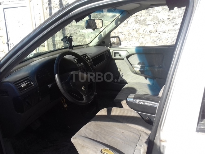Opel Vectra 1992, 116,000 km - 1.6 л - İsmayıllı