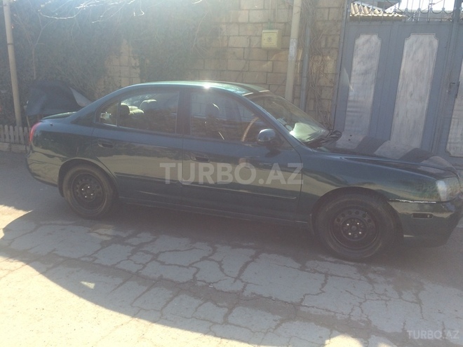 Hyundai Elantra 2001, 240,000 km - 2.0 l - Bakı