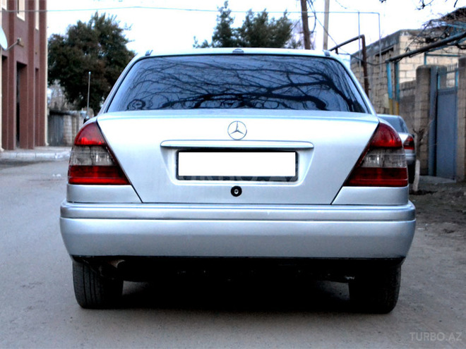 Mercedes C 220 1994, 190,000 km - 2.2 l - Bakı