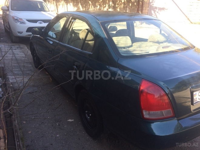 Hyundai Elantra 2001, 240,000 km - 2.0 l - Bakı
