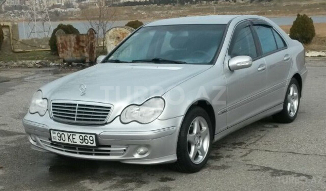 Mercedes C 200 2003, 180,000 km - 2.0 л - Bakı