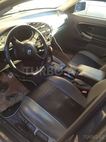 BMW 318 1995, 360,000 km - 1.8 l - Şəki