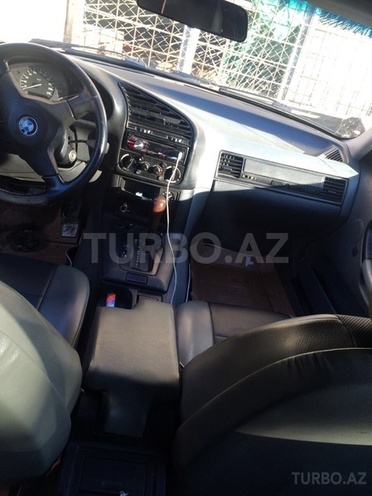 BMW 318 1995, 360,000 km - 1.8 l - Şəki