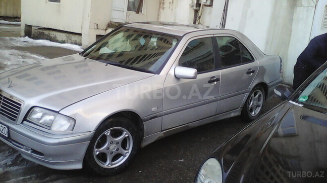 Mercedes C 230 1997, 415,000 km - 2.3 l - Bakı