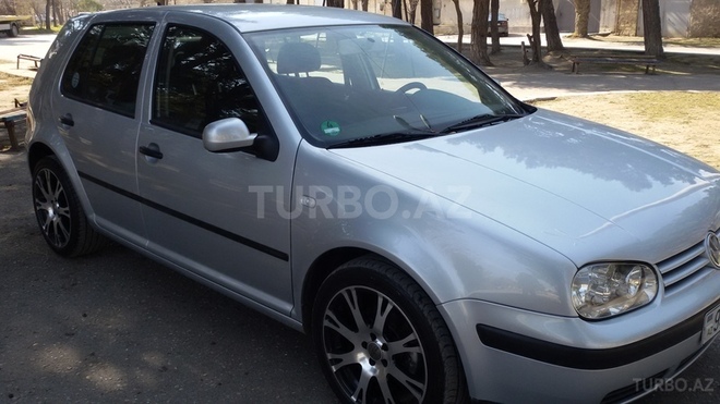 Volkswagen Golf 2002, 160,000 km - 1.6 l - Sumqayıt