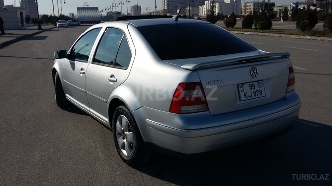 Volkswagen Jetta 2004, 150,000 km - 2.0 л - Bakı