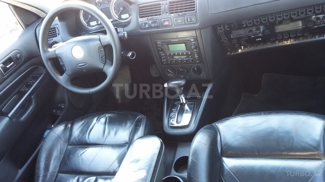 Volkswagen Jetta 2004, 150,000 km - 2.0 л - Bakı