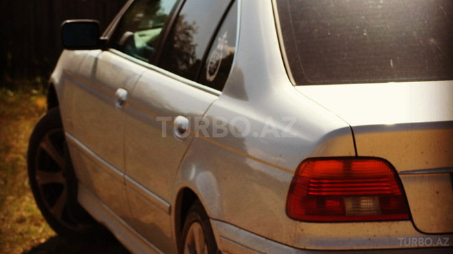 BMW 525 1999, 213,000 km - 2.5 l - Bakı