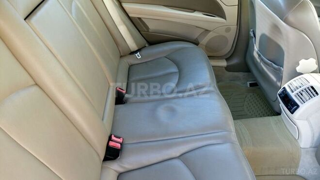 Mercedes E 220 2002, 250,000 km - 2.2 л - Sumqayıt