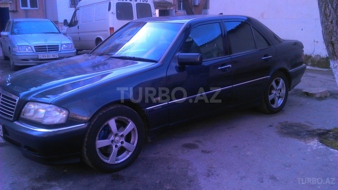 Mercedes C 240 1999, 285,000 km - 2.4 л - Sumqayıt