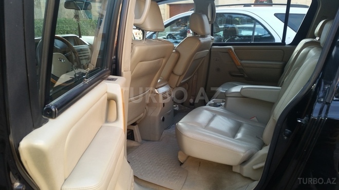 Infiniti QX56 2006, 167,800 km - 0.4 l - Bakı