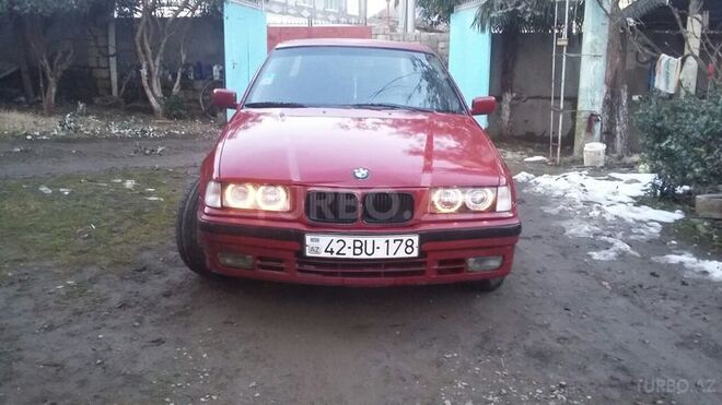 BMW 318 1993, 423,658 km - 1.6 l - Masallı