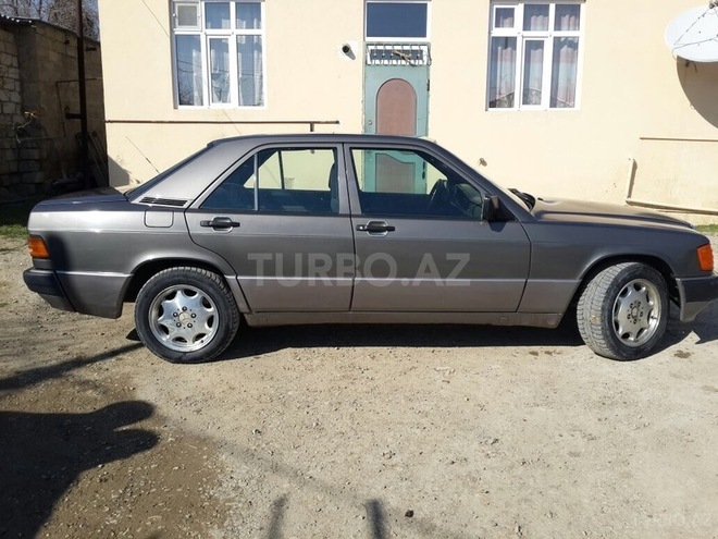 Mercedes 190 1990, 451,000 km - 2.0 l - Bakı