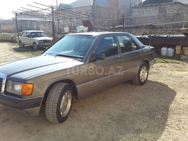Mercedes 190 1990, 451,000 km - 2.0 l - Bakı