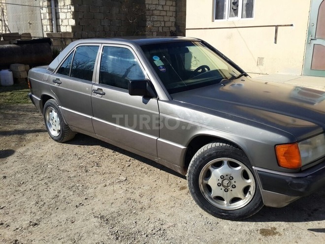 Mercedes 190 1990, 451,000 km - 2.0 l - Bakı