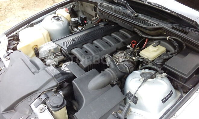 BMW 325 1993, 290,658 km - 2.5 л - Bakı