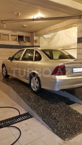 Opel Vectra 2001, 280,000 km - 1.8 l - Bakı