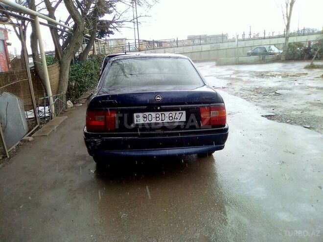 Opel Vectra 1994, 300,000 km - 2.0 l - Bakı