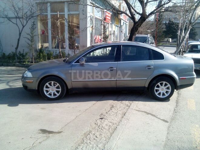 Volkswagen Passat 2003, 185,000 km - 1.8 l - Bakı