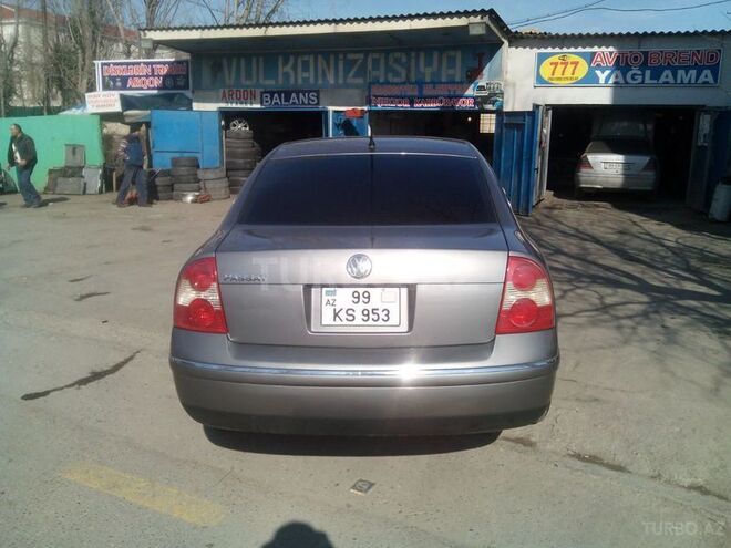 Volkswagen Passat 2003, 185,000 km - 1.8 l - Bakı