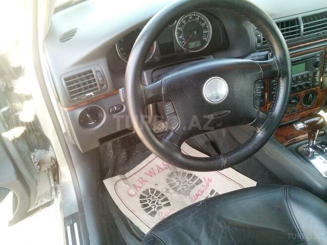 Volkswagen Passat 2003, 185,000 km - 1.8 l - Bakı