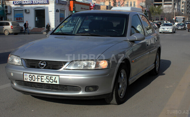 Opel Vectra 2000, 275,000 km - 1.8 l - Bakı