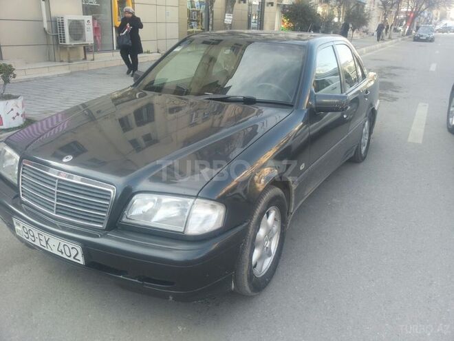 Mercedes C 200 2000, 180,000 km - 2.0 l - Bakı