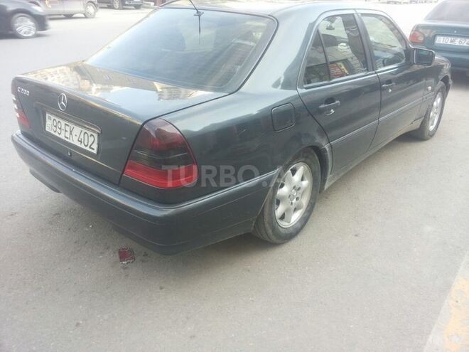 Mercedes C 200 2000, 180,000 km - 2.0 l - Bakı