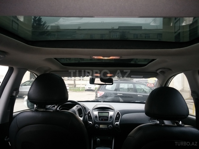 Hyundai ix35 2010, 145,012 km - 2.0 l - Bakı