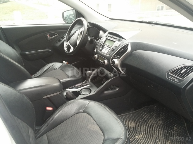 Hyundai ix35 2010, 145,012 km - 2.0 l - Bakı