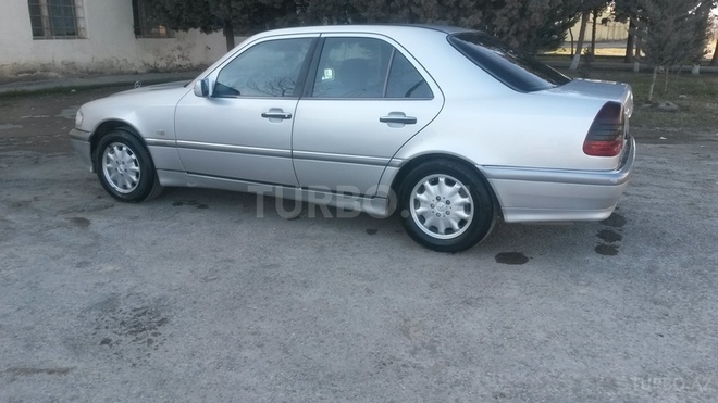 Mercedes C 240 1997, 205,000 km - 2.4 l - Sumqayıt