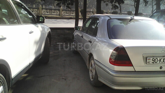 Mercedes C 220 1997, 310,000 km - 2.2 л - Bakı