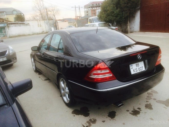 Mercedes C 230 2006, 140,000 km - 2.5 l - Bakı