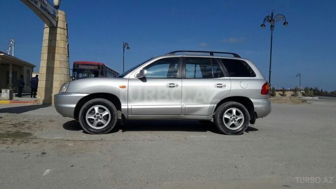 Hyundai Santa Fe 2003, 235,000 km - 2.4 л - Bakı