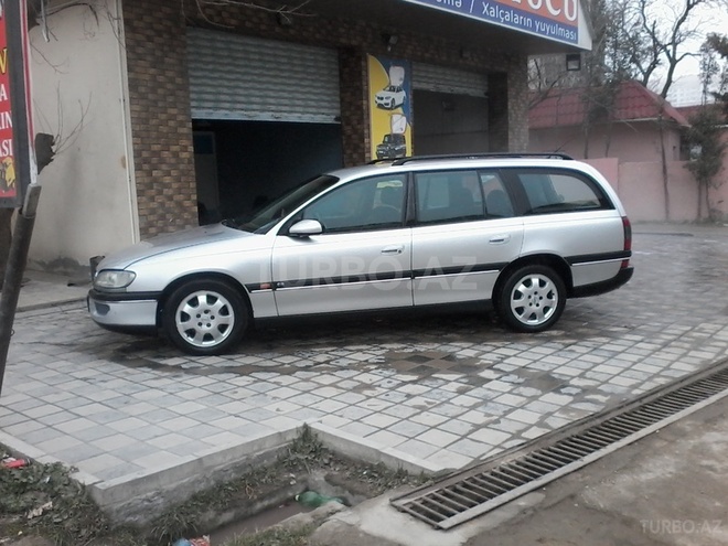 Opel Omega 1998, 250,000 km - 2.5 l - Bakı