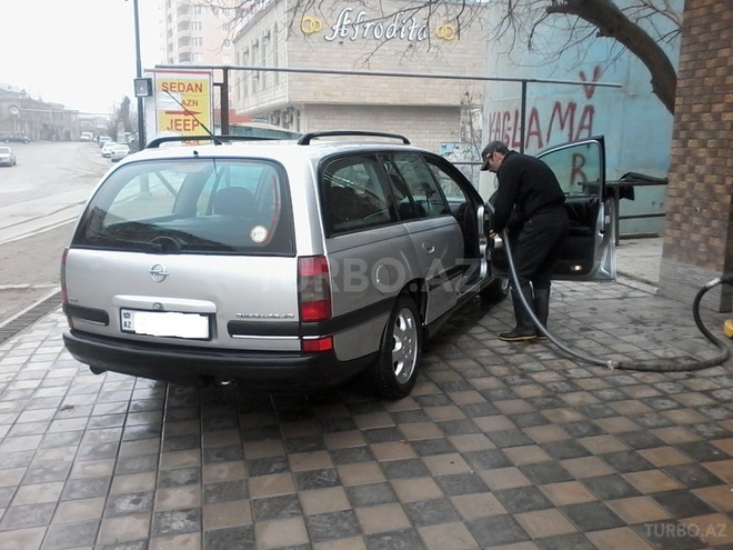 Opel Omega 1998, 250,000 km - 2.5 l - Bakı