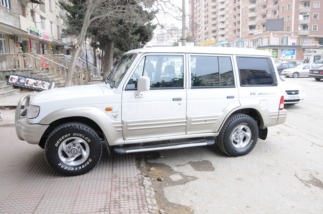 Hyundai Galloper 2000, 228,000 km - 3.0 l - Bakı