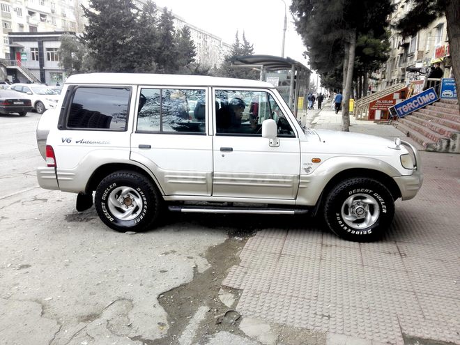 Hyundai Galloper 2000, 228,000 km - 3.0 l - Bakı