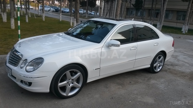Mercedes E 280 2007, 132,000 km - 2.8 l - Bakı