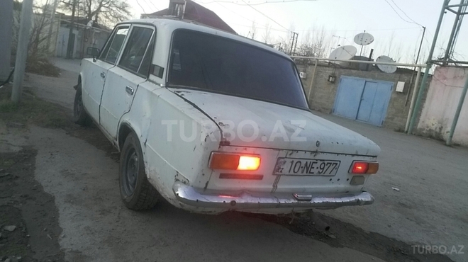 LADA (VAZ) 21011 1980, 325,642 km - 1.3 l - Bakı