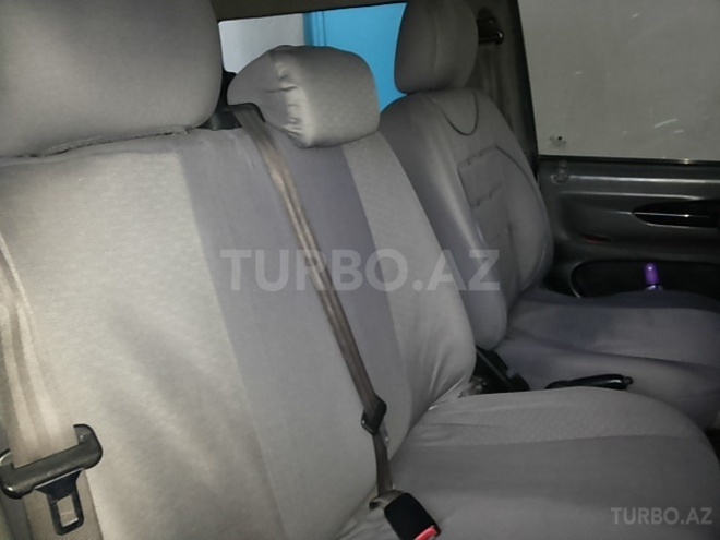 Hyundai H-1 2005, 400,000 km - 2.5 л - Bakı