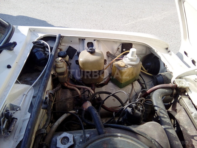 LADA (VAZ) 2106 1983, 350,000 km - 1.3 л - Sumqayıt