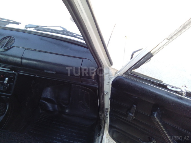 LADA (VAZ) 2106 1983, 350,000 km - 1.3 л - Sumqayıt