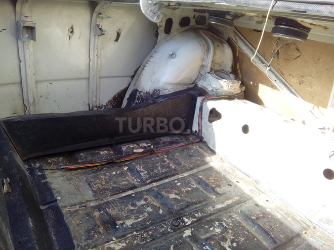 LADA (VAZ) 2106 1983, 350,000 km - 1.3 л - Sumqayıt