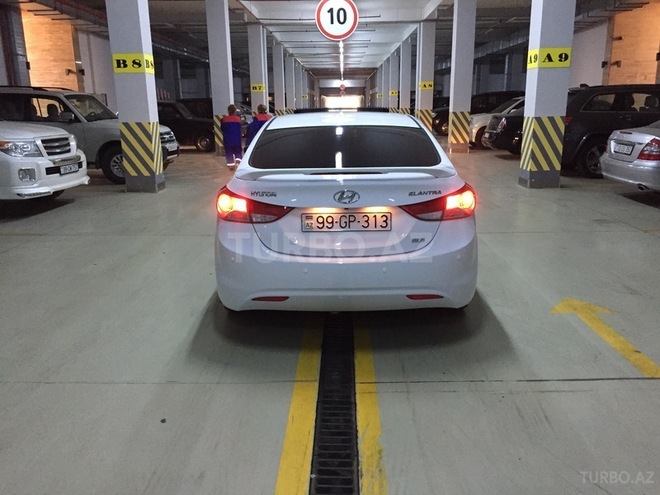 Hyundai Elantra 2014, 77,777 km - 1.6 l - Bakı