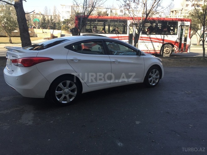 Hyundai Elantra 2014, 77,777 km - 1.6 l - Bakı