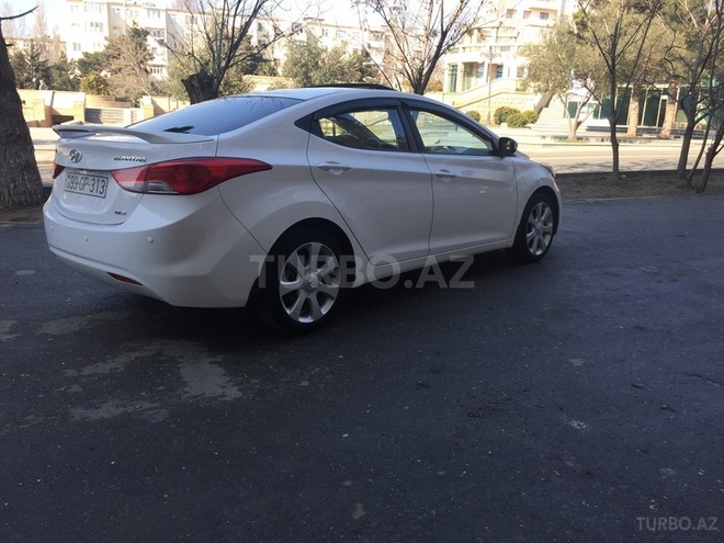 Hyundai Elantra 2014, 77,777 km - 1.6 l - Bakı