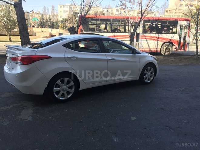 Hyundai Elantra 2014, 77,777 km - 1.6 l - Bakı