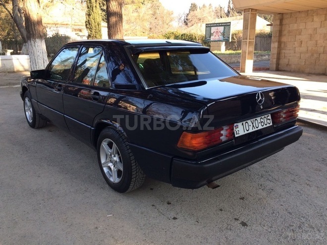 Mercedes 190 1990, 250,000 km - 2.0 l - Sumqayıt