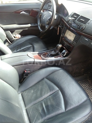 Mercedes E 220 2005, 184,523 km - 2.2 l - Sabirabad